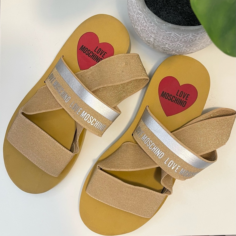 ★ Love Moschino Chic Slingback Strappy Sandal